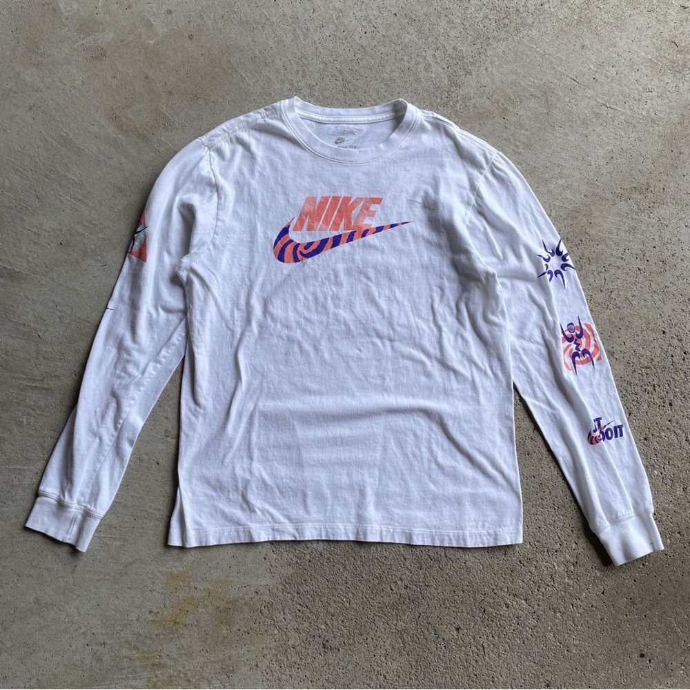 Nike Festival Long Sleeve T-Shirt